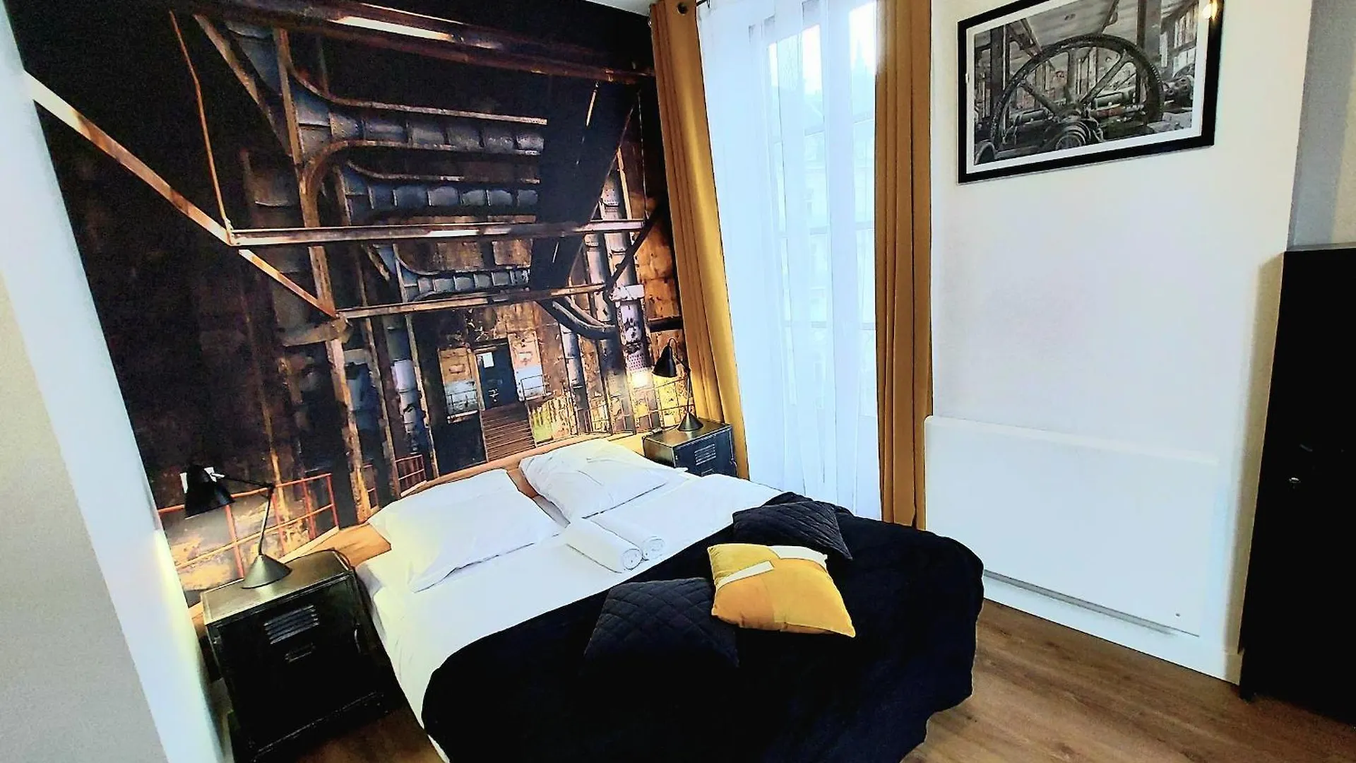 Hyper Centre De Grenoble, Esprit Industriel - Fibre Apartment