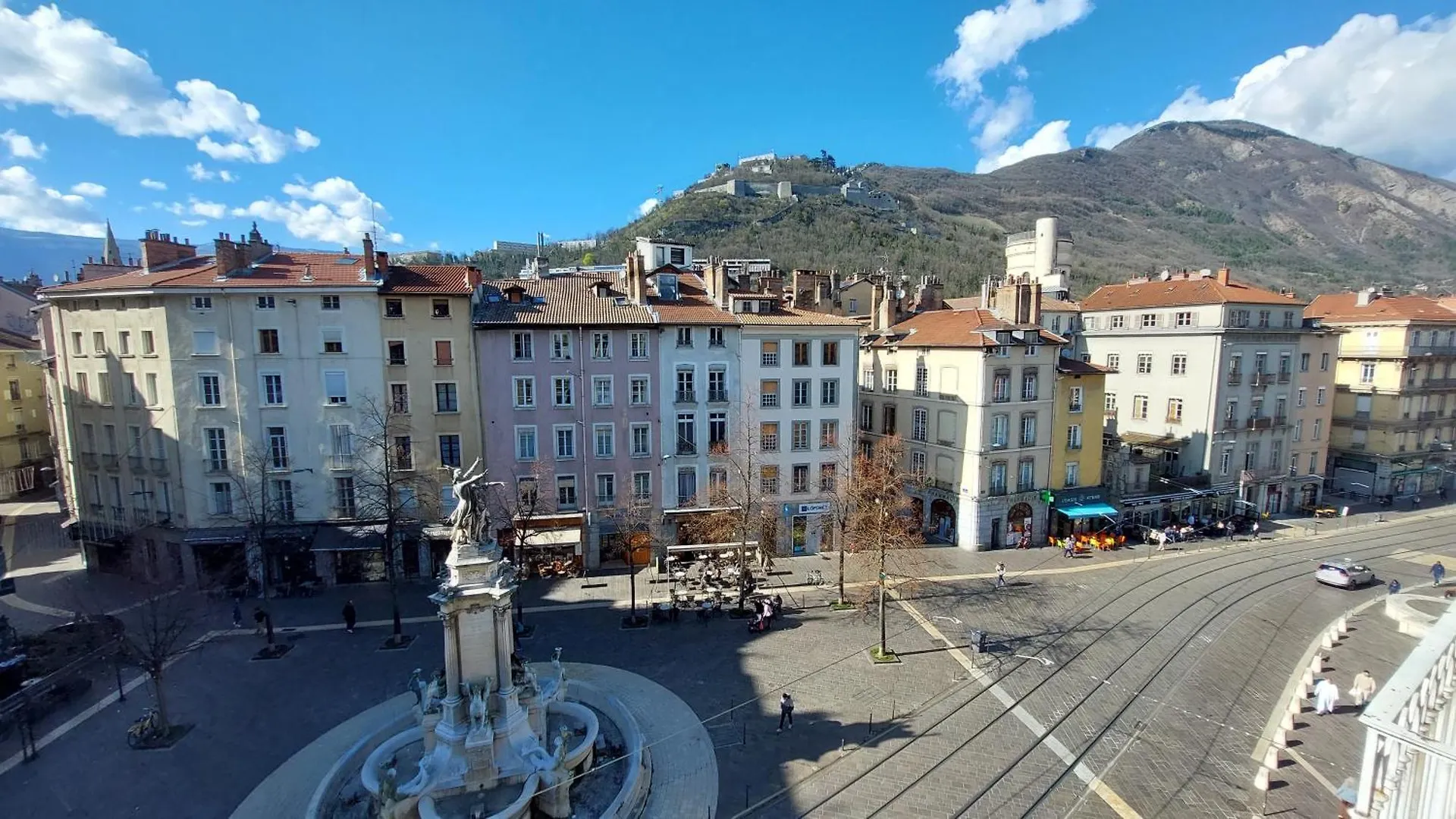 Hyper Centre De Grenoble, Esprit Industriel - Fibre Apartment Grenoble